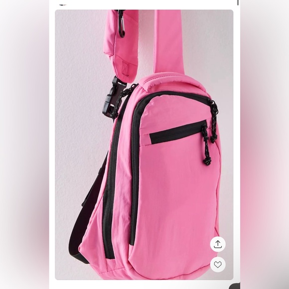 FP Movement by Free People Handbags - NWT Free People FP Movement Pep In Your Step Packable Sling Bag